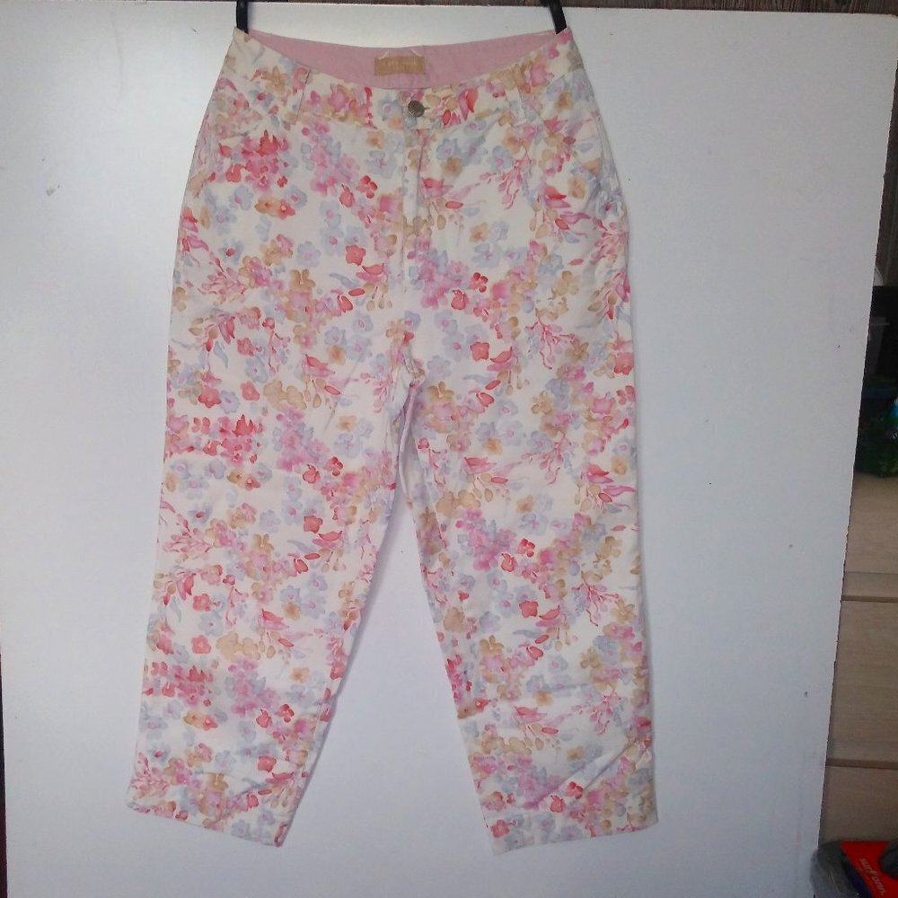 Kate Hill Cropped Capri Pants Size 8P floral pink